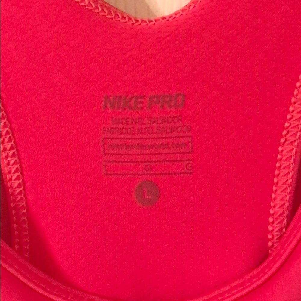 NWT Nike Dri Fit Tank - Picture 3 of 4